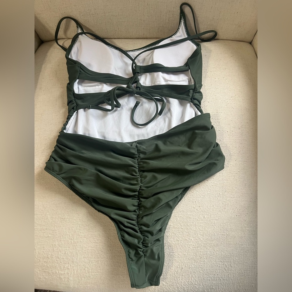 Swimsuit One Piece - Tenya Swimsuit   
Forest Green Large